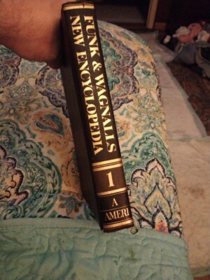 1973 27 Volumes Funk & Wagnalls New Encyclopedia | eBay