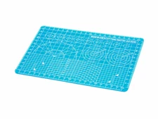 Tamiya Craft Tools Cutting Mat α (A5 Size/Blue) 74142