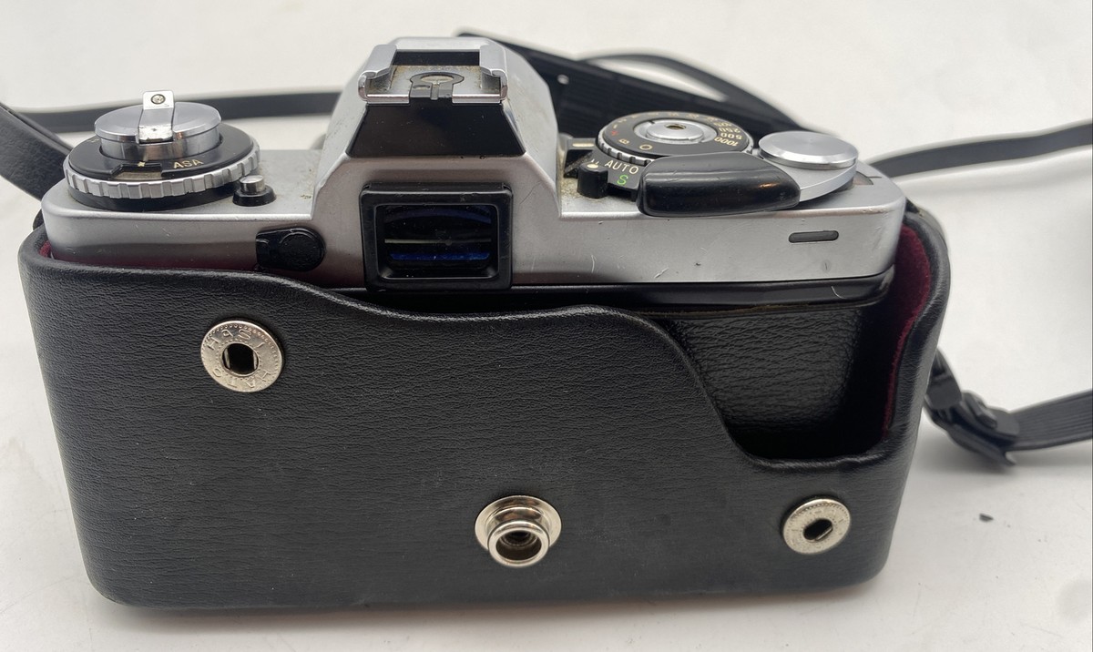 Minolta XD11 with 50mm f/1.4 Rokkor-X Lens Camera Vintage