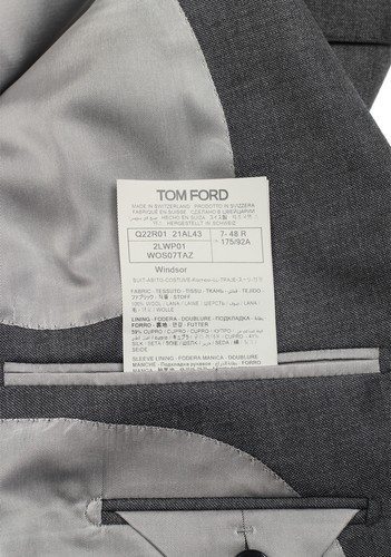 Traje TOM FORD Windsor Signature Gris Sólido Piel de Tiburón Talla 50 IT / 40R EE. UU. Nuevo... - Imagen 6 de 8