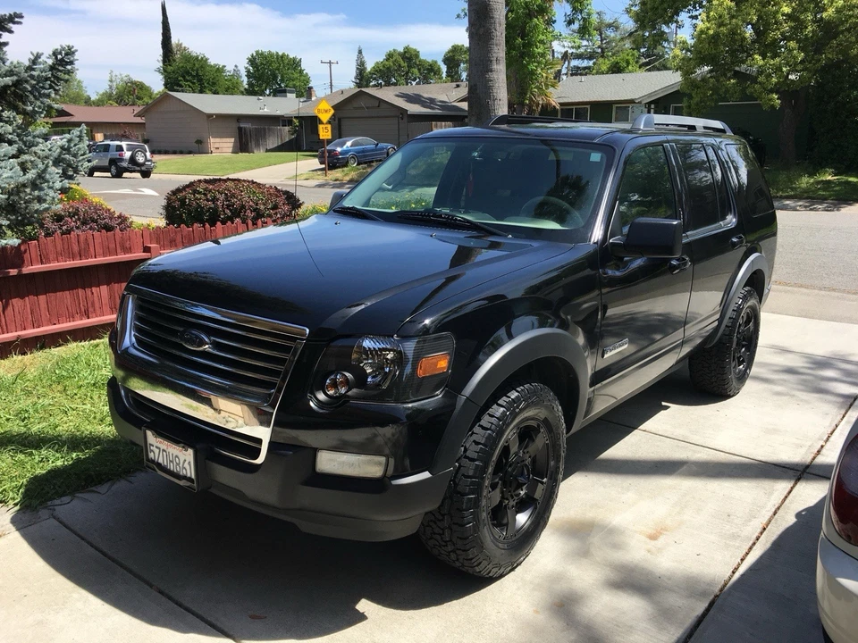 (Set of 4) 17x8 XD811 RS2 Rockstar II Satin Black Wheel Rims & P265/65R17 Tires - Image 4 of 4
