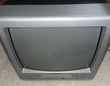 Magnavox 13  MWC13D6 CRT TV DVD Combo Retro Gaming Tested excellent condition