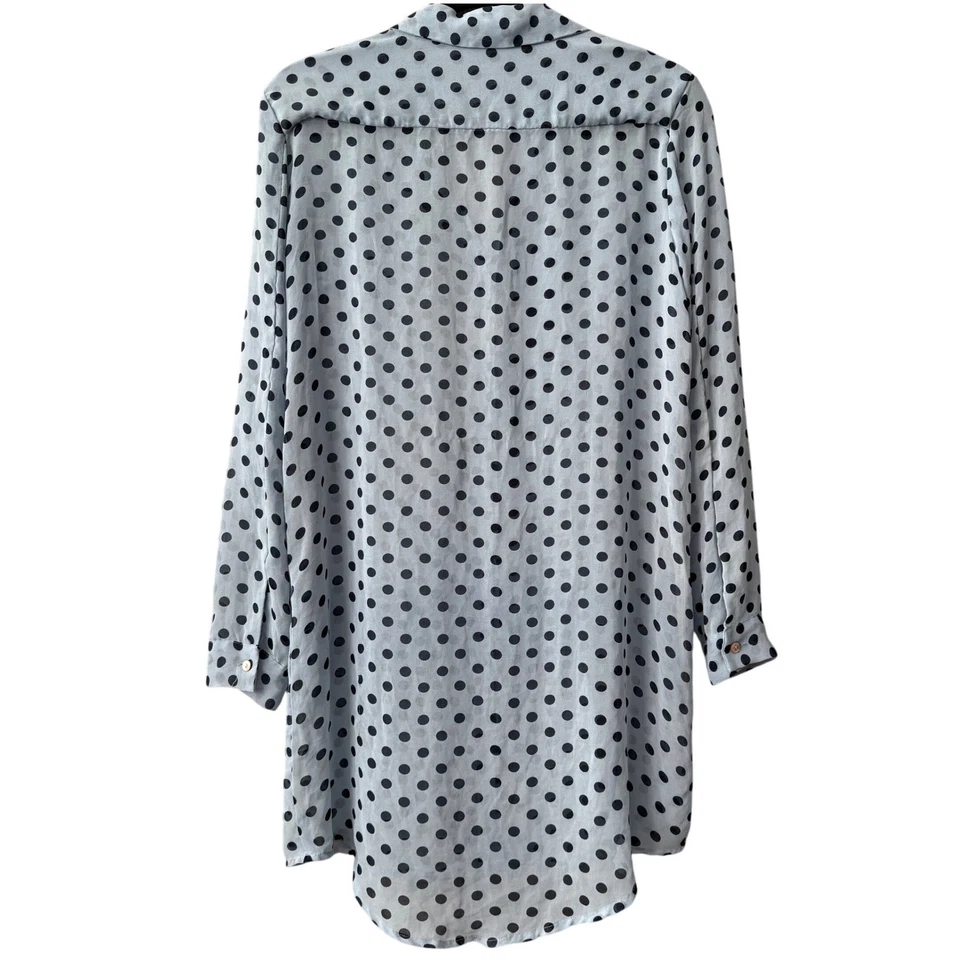 Vestido Camisa Alexander McQueen Bolinhas Botões Azul | Feito na Itália| Pequeno - Imagem 3 de 4