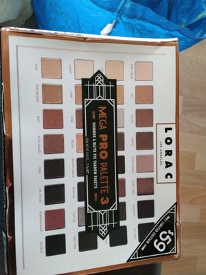 LORAC Los Angeles Mega Pro 3 Palette