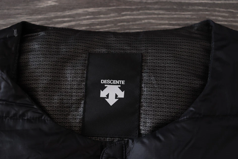 DESCENTE HCS DOWN BLACK JACKET MEN'S EU 52 PYEONGCHANG 2018 OLYMPIC WINTER GAMES - Image 4 of 4