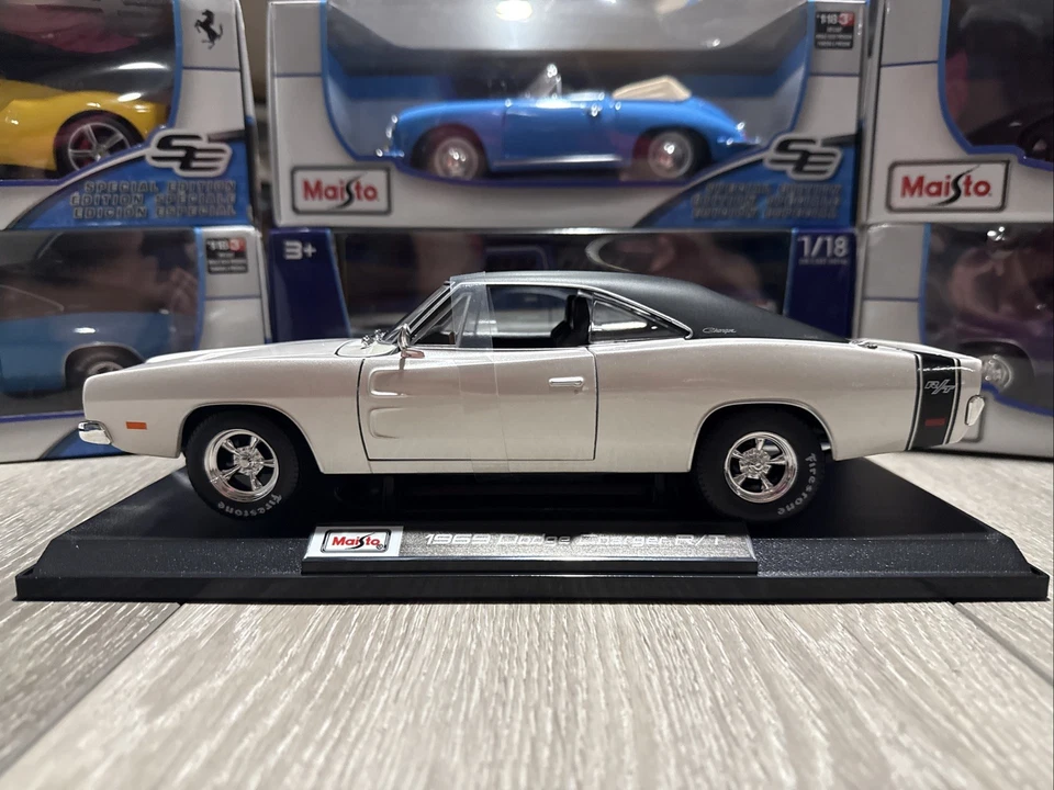 1969 道奇 Charger R/T - 白色 1/18 比例 Maisto 压铸模型 - 全新 — 第 2/4 张图片