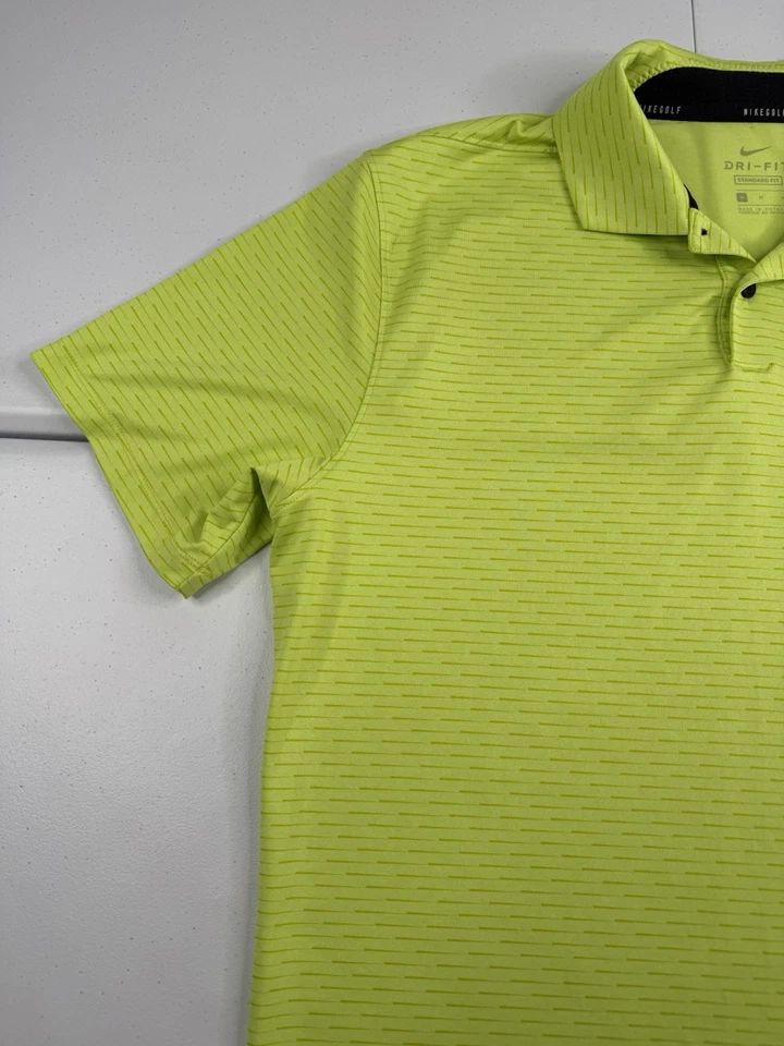 Polo de golf Nike amarillo neón cuello ventilado geométrico rendimiento elástico M ¡COMO NUEVO! Foto 3 de 4