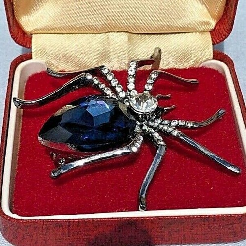 Vintage Style Crystal BLUE SPIDER Jewellery BROOCH Pin Insect - Picture 12 of 13