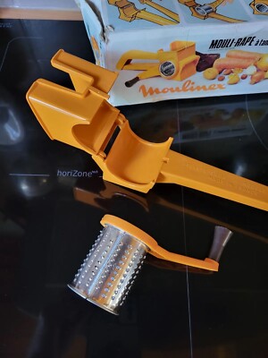 Râpe à fromage orange vintage - Mouli Grater - Chiner Solidaire