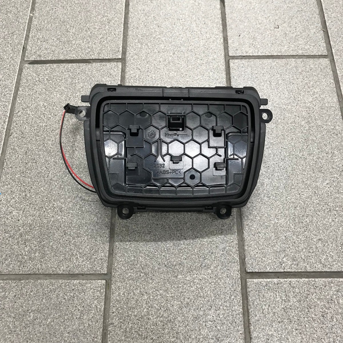 Voorste middenconsole asbak voor 5-serie F10 F11 F18 520, gemaakt van