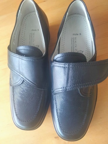 Damen Schuhe, Waldläufer, Gr. 4,5, schwarz, wie neu Klettverschluss, Weite K - Bild 2 von 5