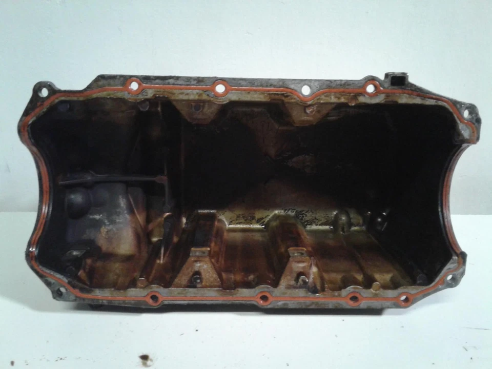 Used Engine Oil Pan fits: 2005 Saturn Relay Grade A - Image 2 of 4