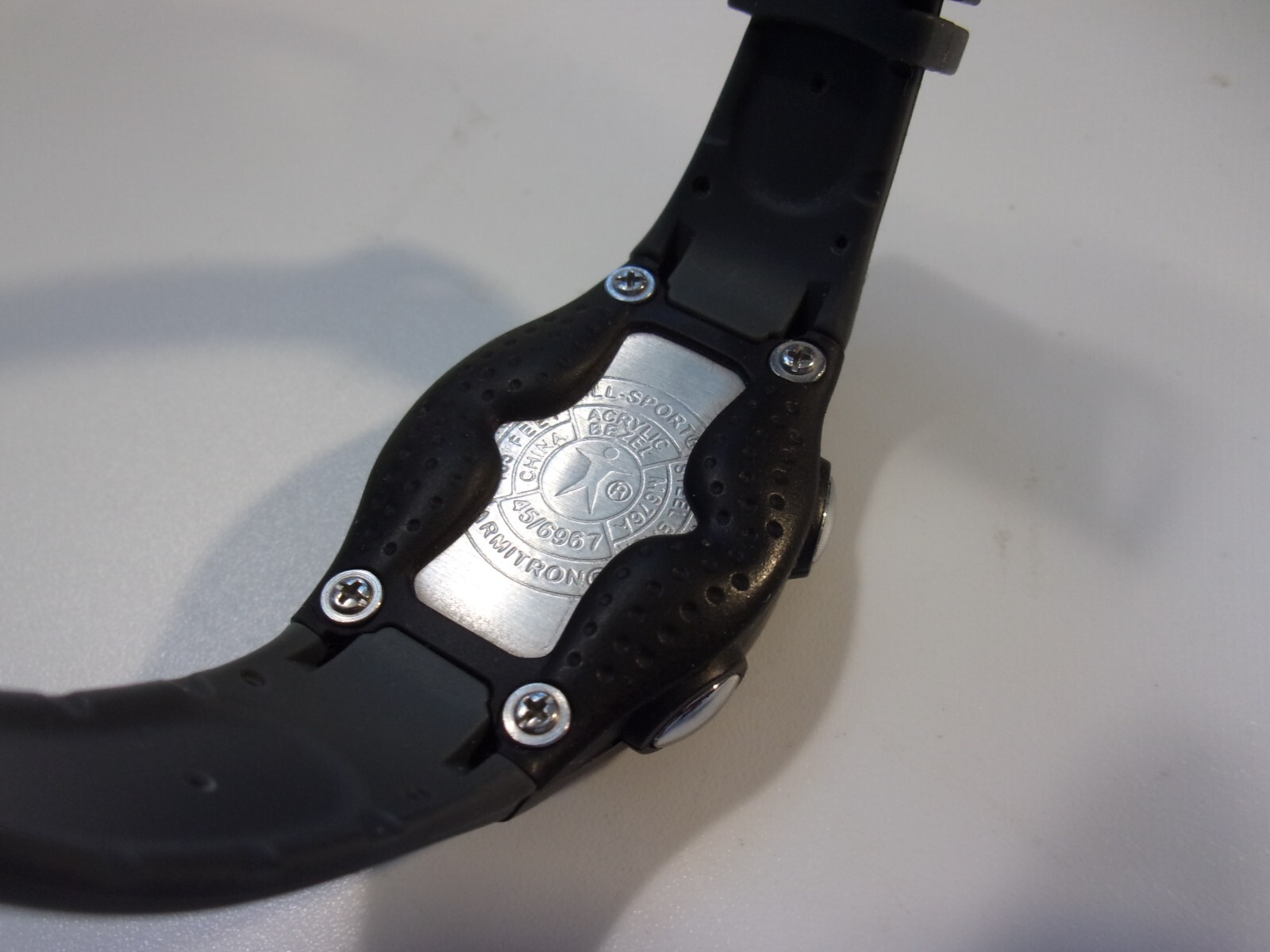 Armitron WR165 digital ladies watch. For repair, time does not set. Pre