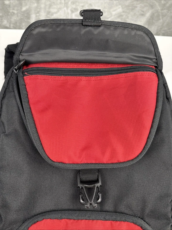 Mochila para câmera Tenba Axis acolchoada de náilon preta e vermelha fotografia de viagem 12x14 - Imagem 4 de 4