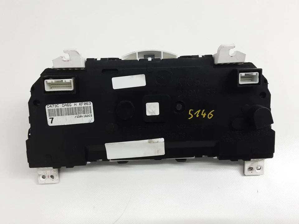 Cuadro de instrumentos velocímetro velocímetro Mazda MAZDA 2 2015 D09M55430 Foto 2 de 3