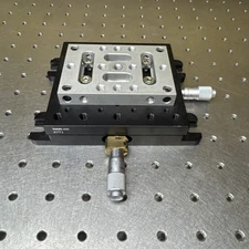 Thorlabs XYT1 - XY Stage with Ø1" Hole, 1/2" Travel, Imperial Taps 