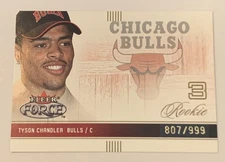 2001 TYSON CHANDLER FLEER FORCE STAMPED RC /999 ROOKIE CARD #102 CHICAGO BULLS 