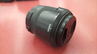 Sigma DC 18-200mm f/3.5-6.3 II HSM Canon EF Mount Standard Zoom Lens Used