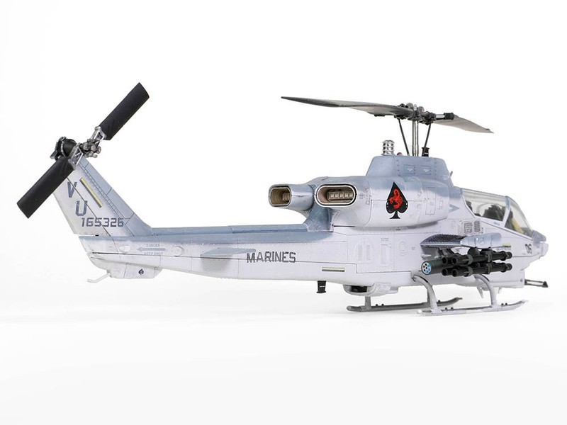 BELL AH-1W WHISKEY COBRA HELICOPTER 