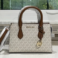 MICHAEL KORS SHEILA SMALL ZIP TRIPLE COMPART SATCHEL CROSSBODY BAG VANILLA LOGO