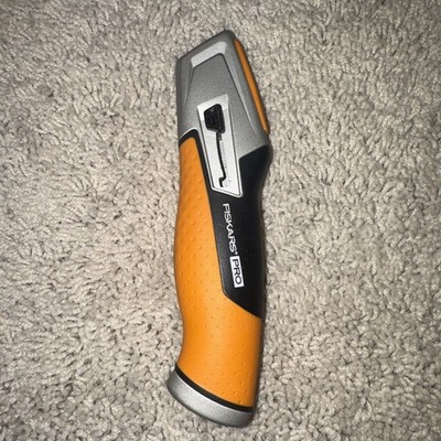 Fiskars Pro 5 in. Fixed Blade Pro Utility Knife Orange 1 pk -Pack of 1