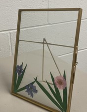 Pressed Flower Glass Photo Frame- 5 x 7 Gold toned