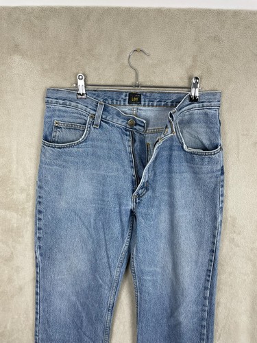 Men's Lee Brooklyn Comfort Jeans Trousers Size W32 L30 Light Blue Straight - Picture 2 of 8