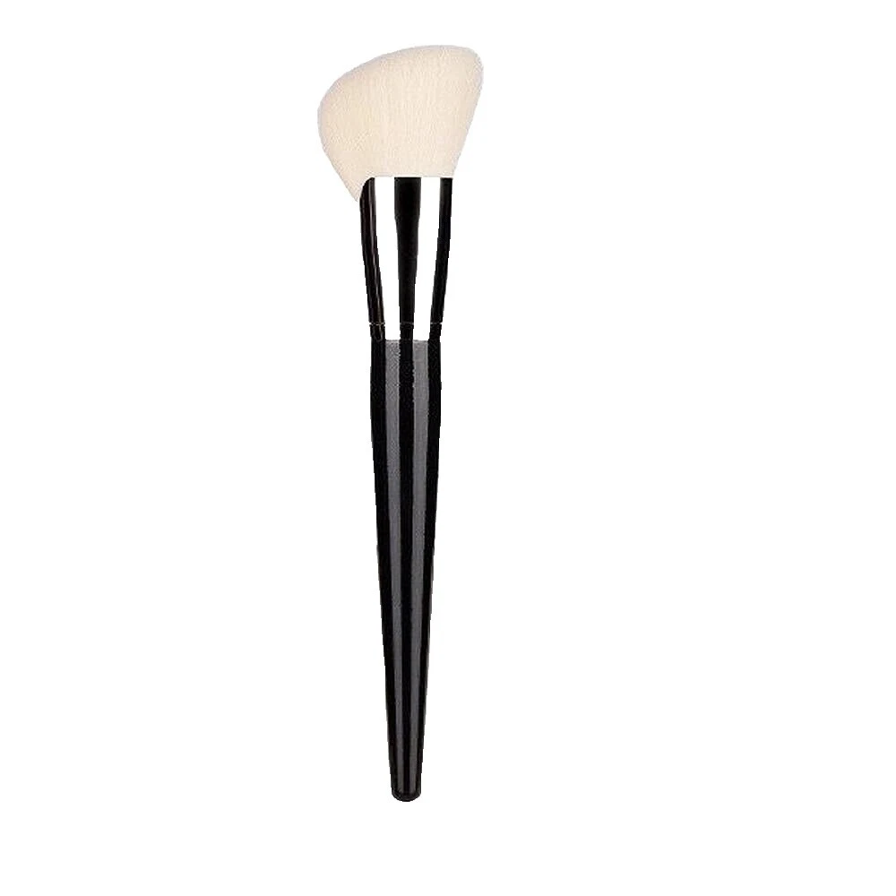 Blanco en ángulo Blush Brush Brochas de Maquillaje
