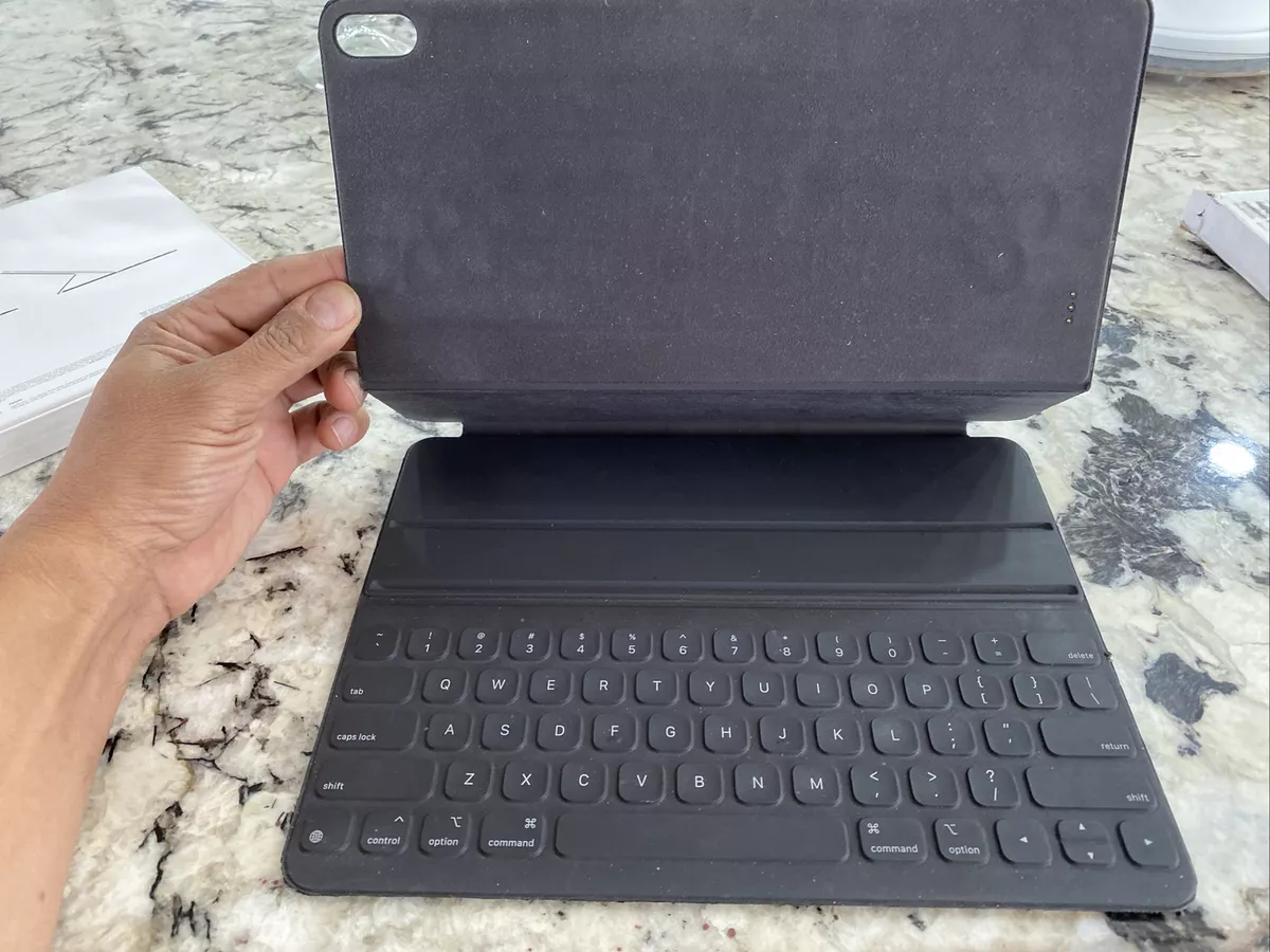 Apple Smart Keyboard Folio Case for 12.9-inch iPad Pro (3rd Gen) Black A2039