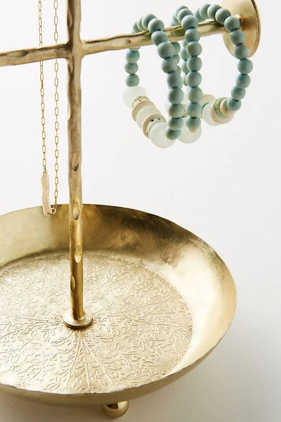 Anthropologie on sale necklace holder