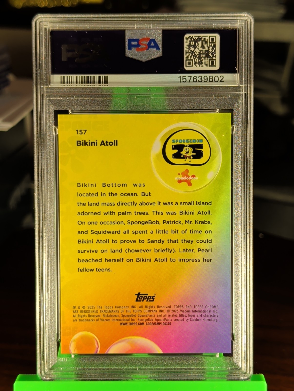2025 Topps Chrome SpongeBob SquarePants No157 Bikini Atoll Gold Refractor #33/50 view 5
