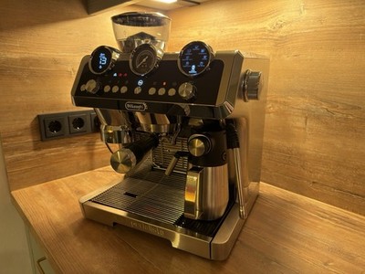 De' Longhi La Specialista Maestro Siebträgermaschine mit Cold Brew Funktion
