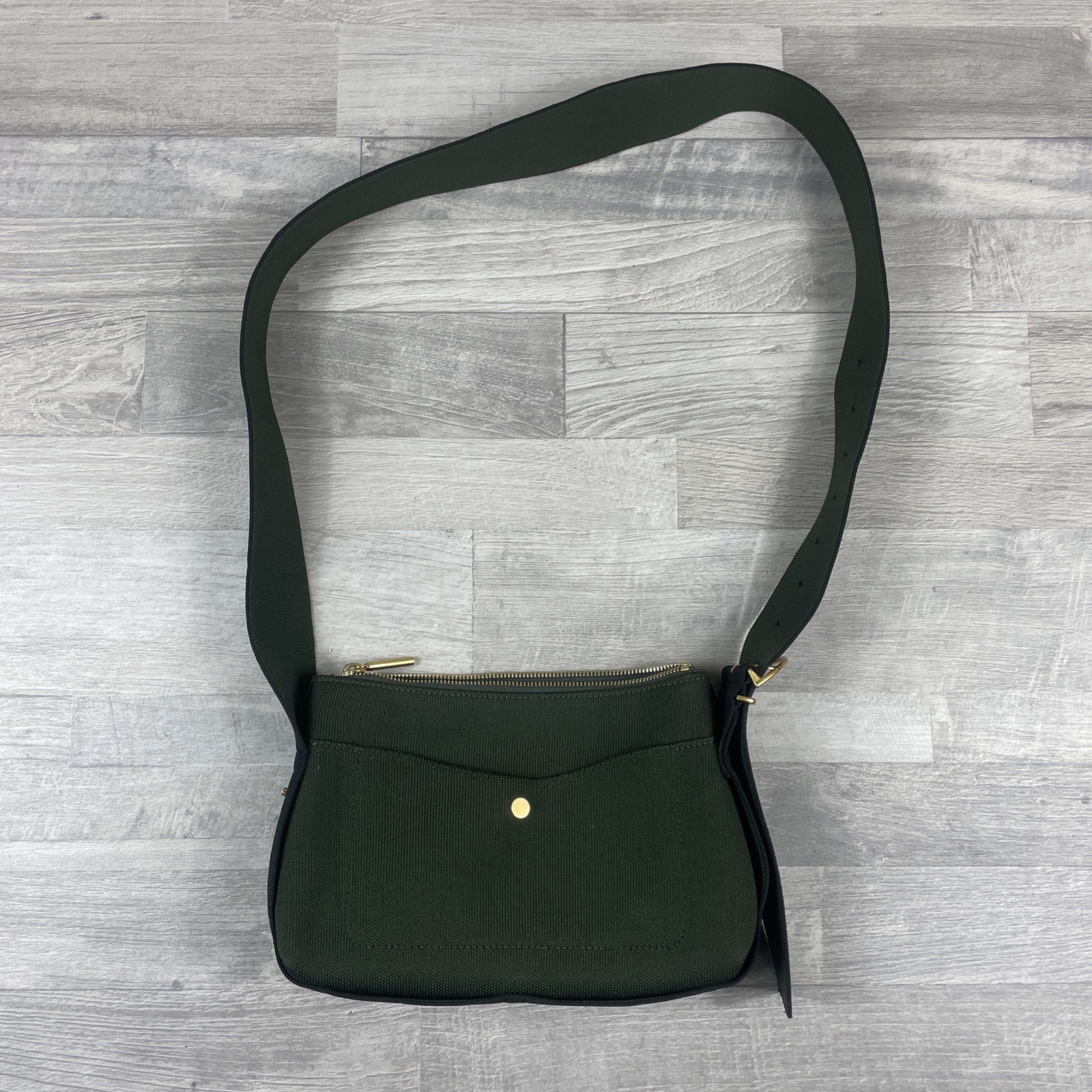 Cuyana Beige Green Small Knit Sling Crossbody Top Zip Bag Purse Womens