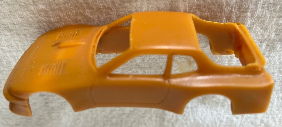 LOT OF 4 1/43 SCALE PORSCHE 944 GTR RESIN BODIES, BASE PLATES & EXTRA DECALS - Image 4 of 4