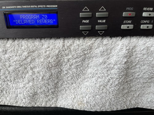 ALESIS QUADRAVERB PLUS. Just Serviced. New Screen Fitted