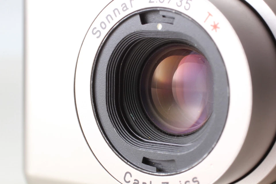 Doppelte Zähne! [ N NEUWERTIG mit Etui ] Contax T3 Titan Silver Point & Shoot aus Japan - Bild 4 von 4