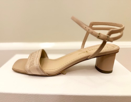 SANDALIAS DIOR 2024 DWAY TACÓN SLIDE J'ADIOR TALLA 36.5 - Imagen 3 de 8