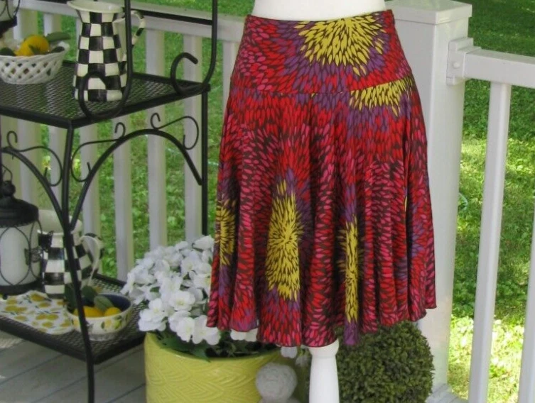 Trina Turk Los Ángeles Lujo Estilo Casual Trabajo Boda Fiesta Falda Seda 2 h Foto 4 de 4