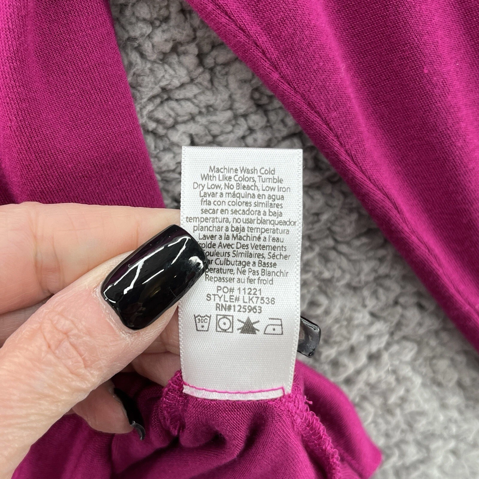beyond-yoga magenta jersey knit v neck t shirt tee shirt