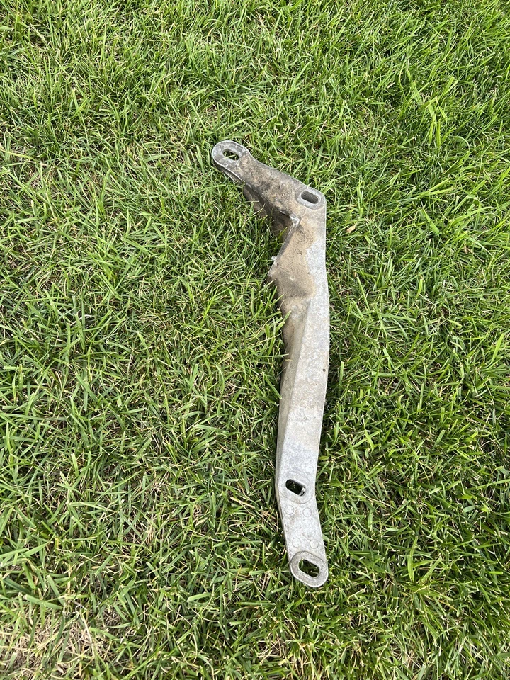 BMW E30 325ix Transfer Case Cross Member Brace 88-91 Auto Transmission - Image 2 of 4