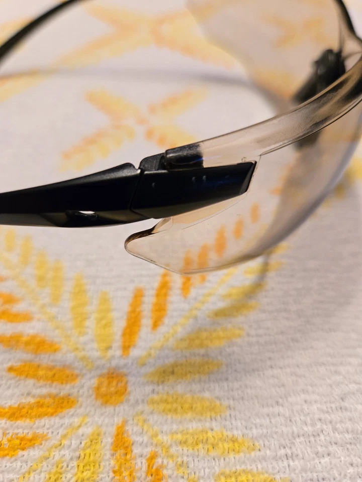 Gafas de seguridad Bolle Combat con lentes intercambiables transparentes, bronceadas y grises Foto 3 de 4