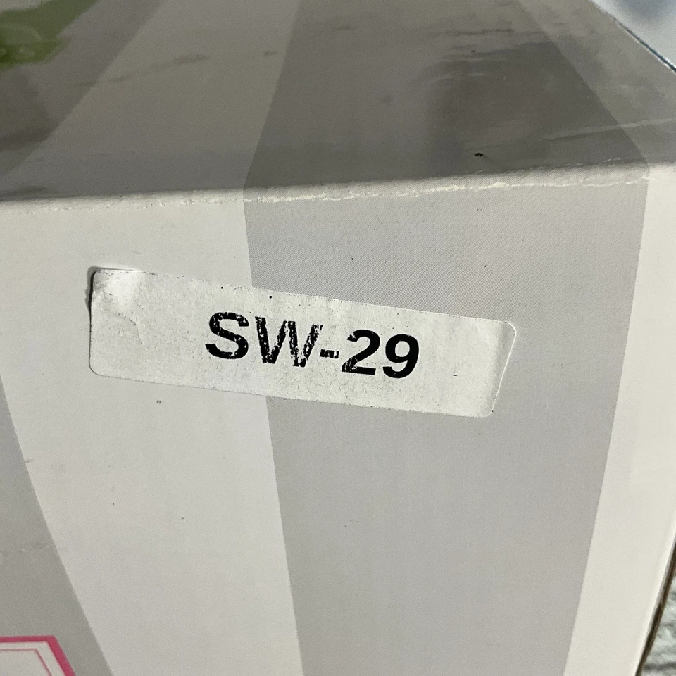 Scentsy Disney MINNIE MOUSE Limited Edition Classic Curve Wax Warmer-RETIRED New - Image 2 of 2