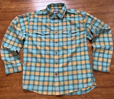 Patagonia Organic Cotton Flannel Shirt Mens Medium Button Up Common Threads Med.
