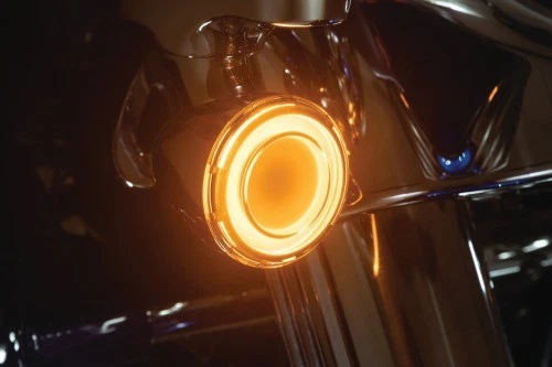 Conversiones de señal de giro frontal LED Kuryakyn Tracer - blanco/ámbar - humo 2904 Foto 2 de 4