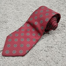 Burgundy Silk Geometric Medallion Necktie Made in USA RN 16484 Classic Mens Tie