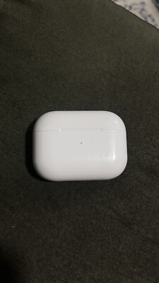 Apple AirPods Pro (2nd Generation) with MagSafe Wireless Charging Case - White