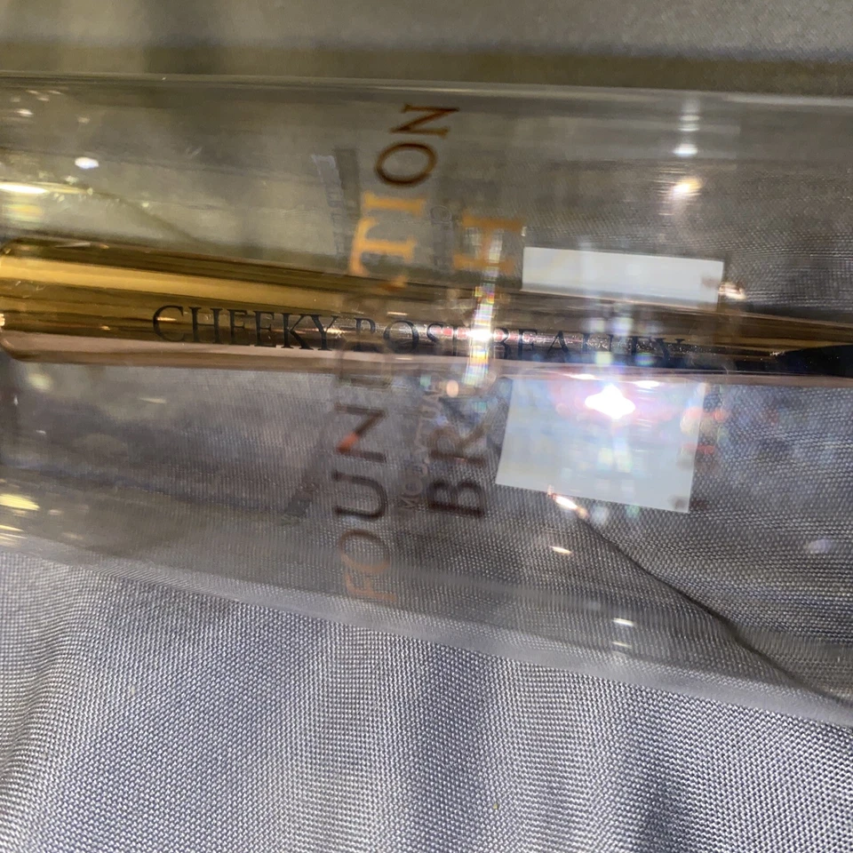 Cepillo base Cheeky Rose Beauty rosa Foto 2 de 4