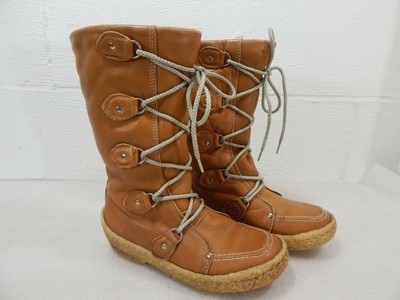 lined moccasin boots