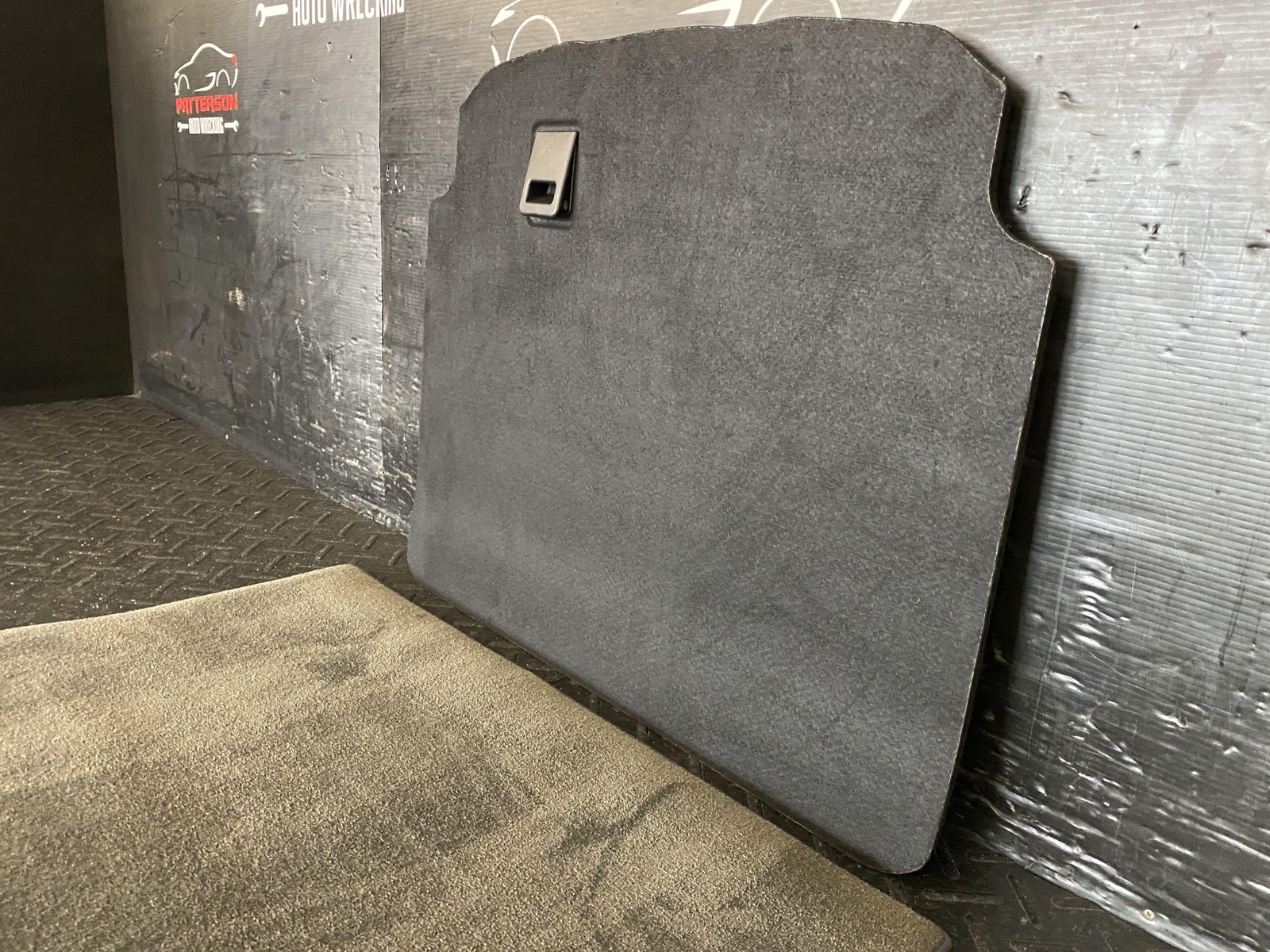 11-18 BENTLEY CONTINENTAL GT TRUNK CARPET & SPARE TIRE COVER 3W0863547F