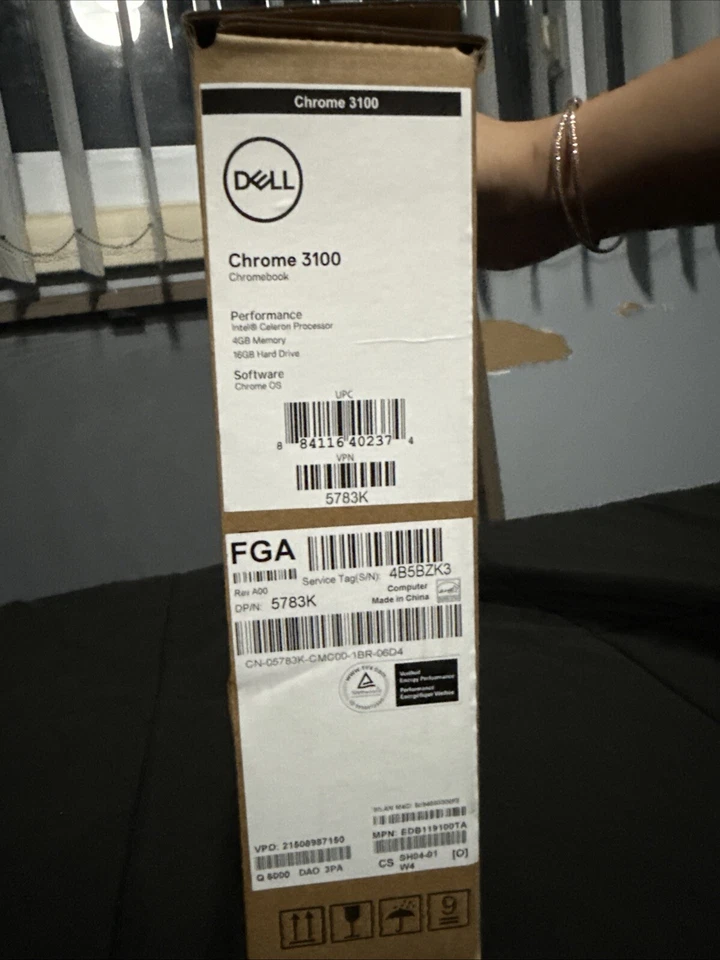 chromebook laptop 3100 16gb 4gb Hard Drive - Image 2 of 4